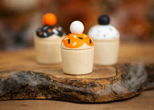 Load image into Gallery viewer, Halloween Cupcakes - Set of 3
