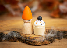 Load image into Gallery viewer, Halloween Gnomes - set of 2
